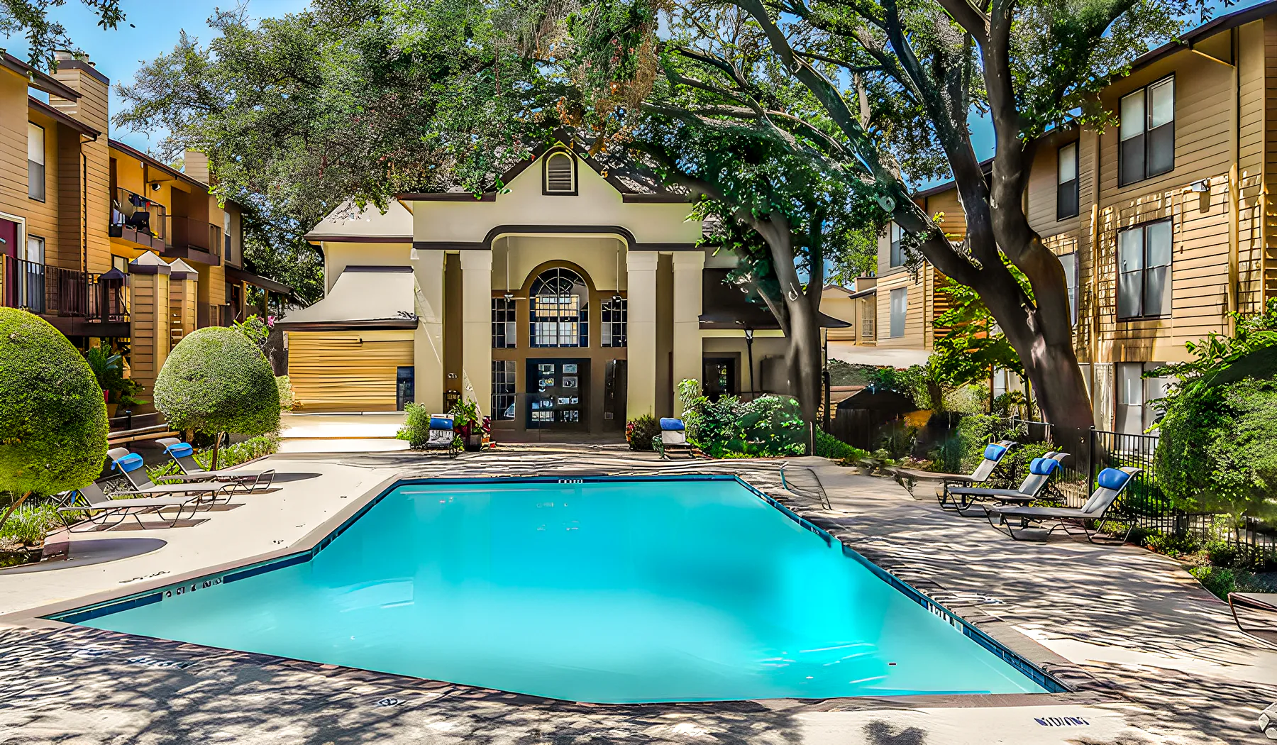 Swimming pool courtyard facing the Regal Court clubhouse