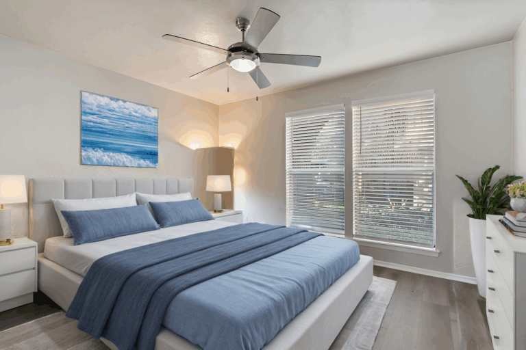 One-Bedroom Apartments in North Dallas: What to Expect at Regal Court